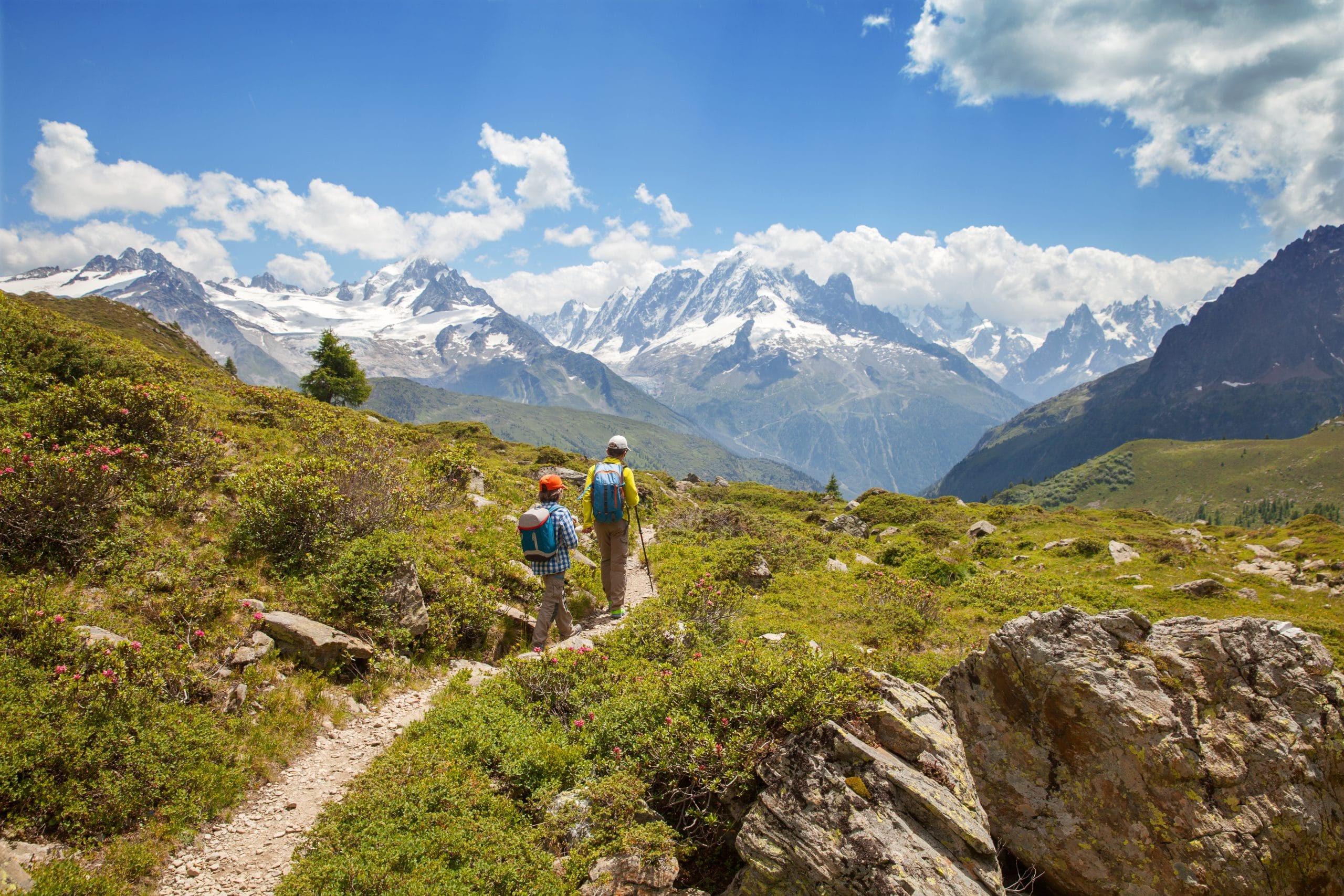 40 Hiking trails and guides from Samoëns